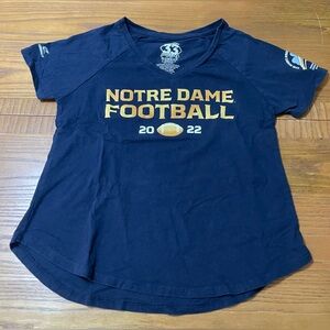 Preowned Ladies Small Navy Blue Notre Dame Football 2022 V-Neck Tee